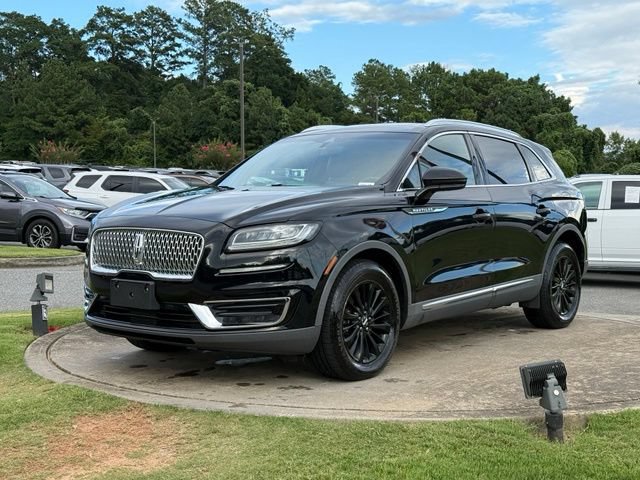 Used 2019 Lincoln Nautilus Select AWD/4WD image 3