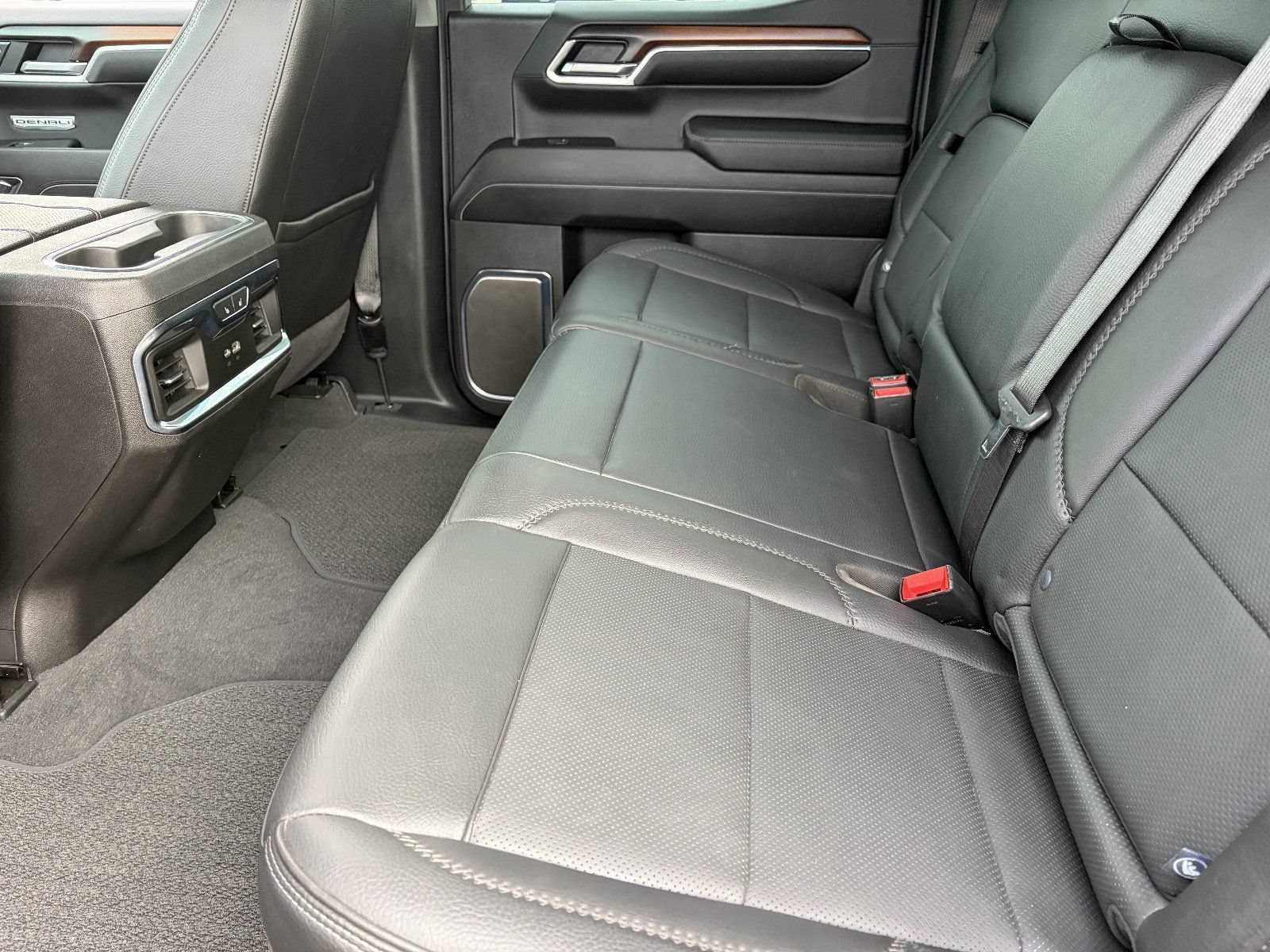 Certified 2025 GMC Sierra 1500 Denali AWD/4WD image 18