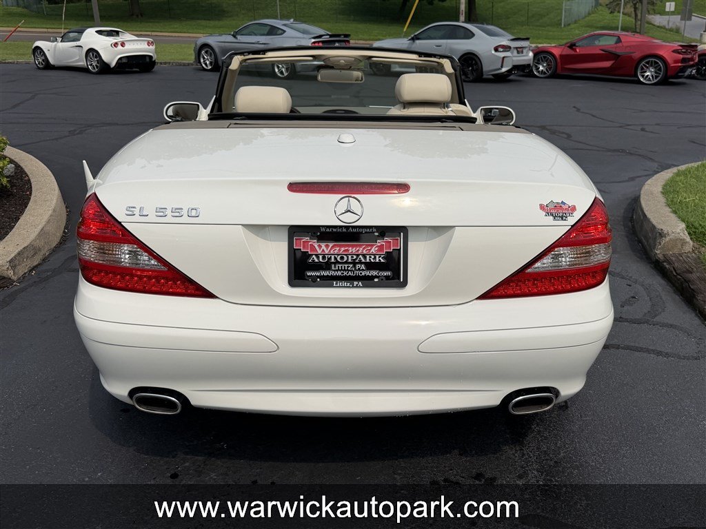 Used 2008 Mercedes-Benz SL 550 image 16