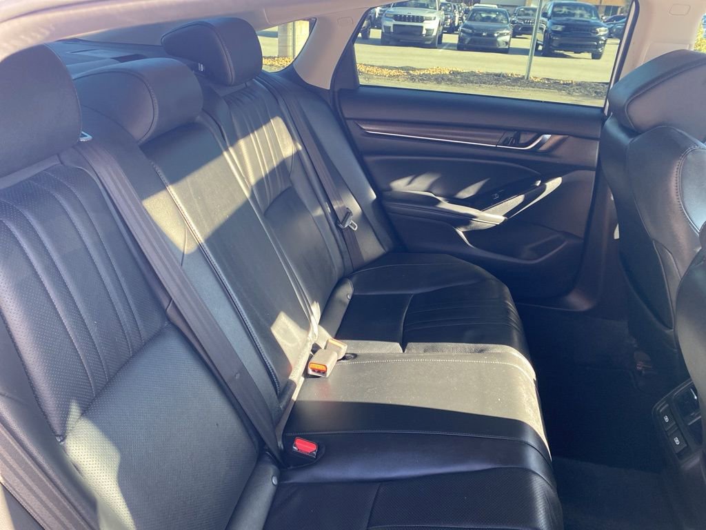 Used 2022 Honda Accord EX-L image 12
