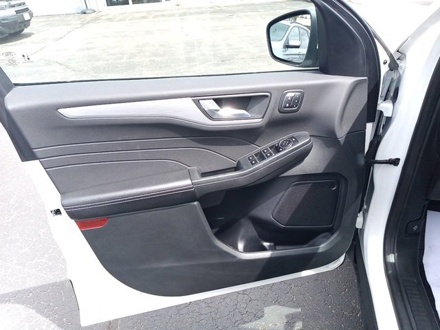 Certified 2023 Ford Escape Platinum image 21