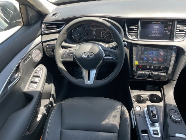 New 2025 INFINITI QX50 Luxe image 9