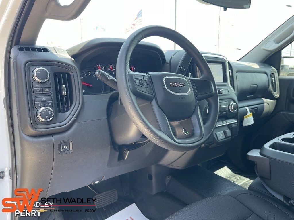 New 2025 GMC Sierra 1500 Pro AWD/4WD image 10