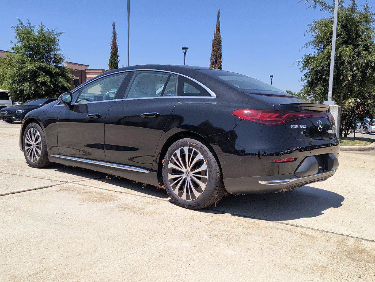 New 2023 Mercedes-Benz EQE 350+ 4MATIC Sedan image 4