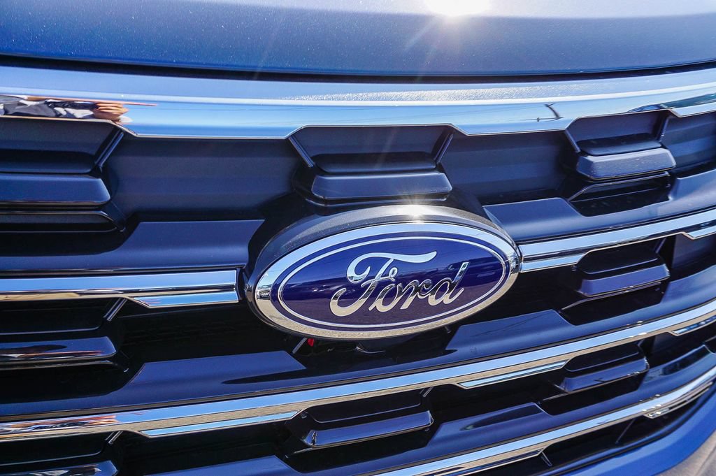 New 2026 Ford Explorer Active w/ Active Comfort Package RWD image 11
