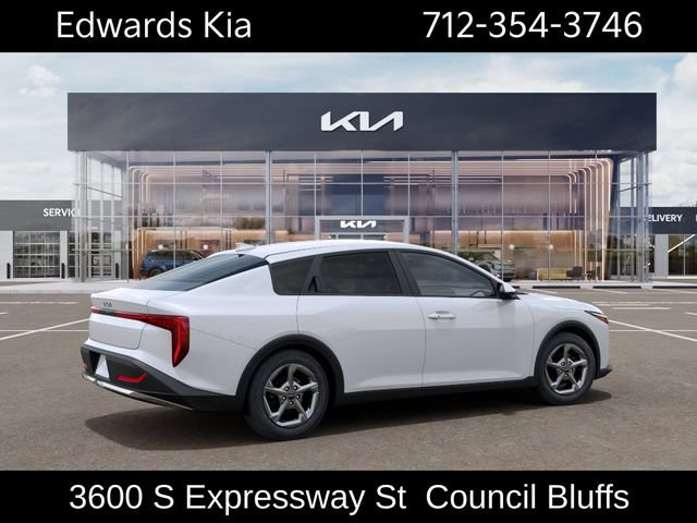 New 2026 Kia K4 FWD image 8