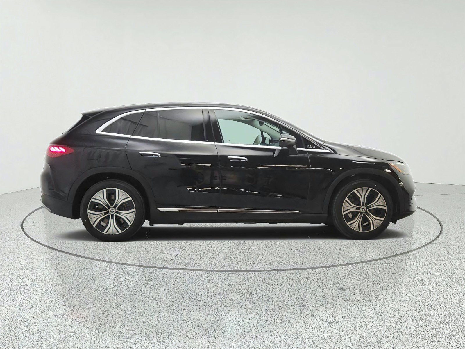 Certified 2024 Mercedes-Benz EQE 350+ SUV image 4