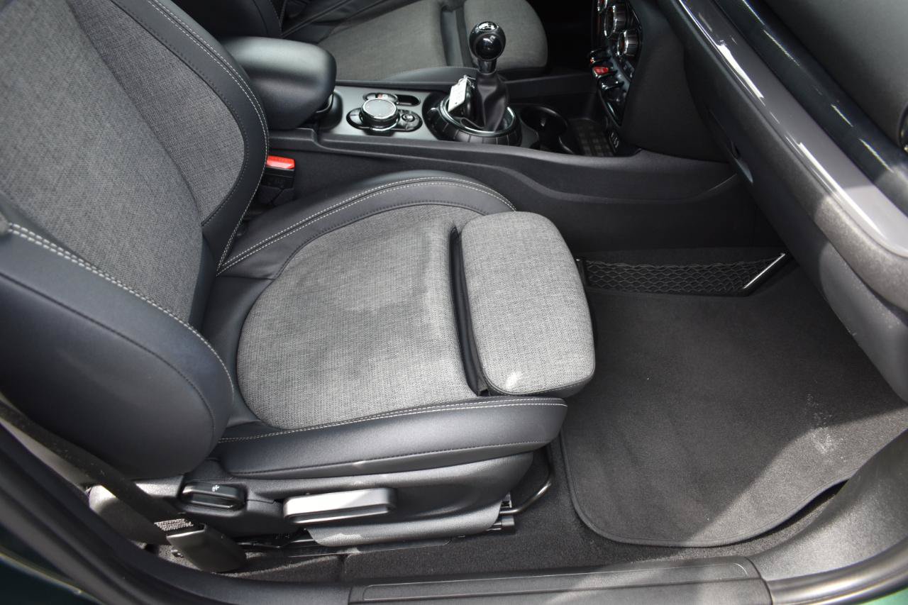 Used 2016 MINI Cooper Clubman FWD image 29
