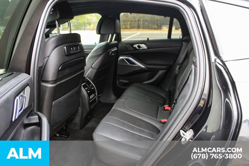 Used 2022 BMW X6 xDrive40i AWD/4WD image 16