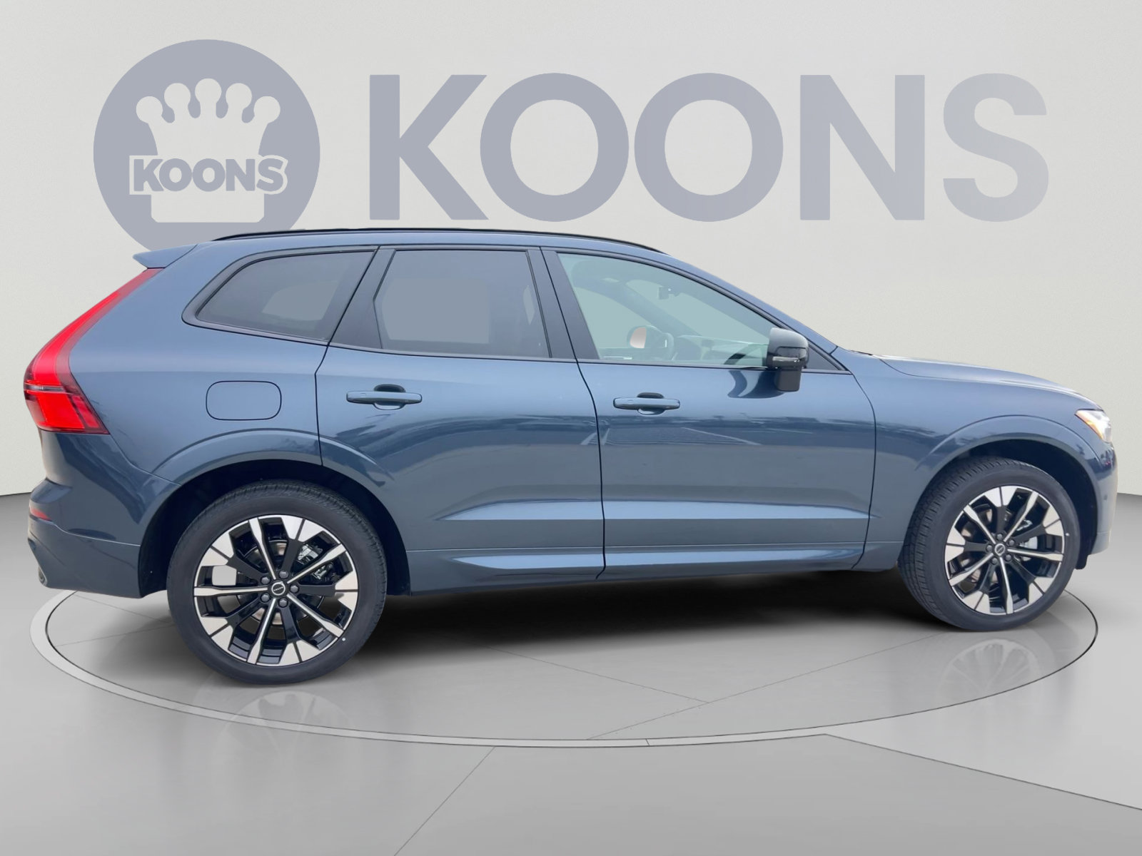 New 2026 Volvo XC60 B5 Plus w/ Protection Package Premier AWD/4WD image 12