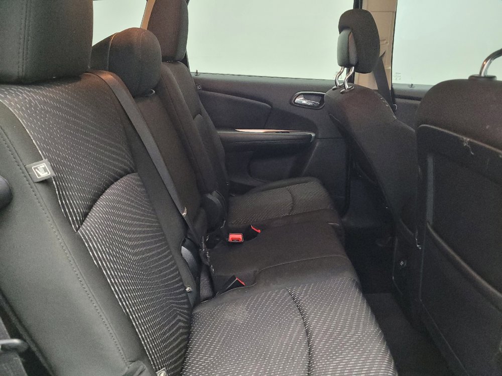 Used 2020 Dodge Journey SE w/ SE Popular Equipment Group image 19