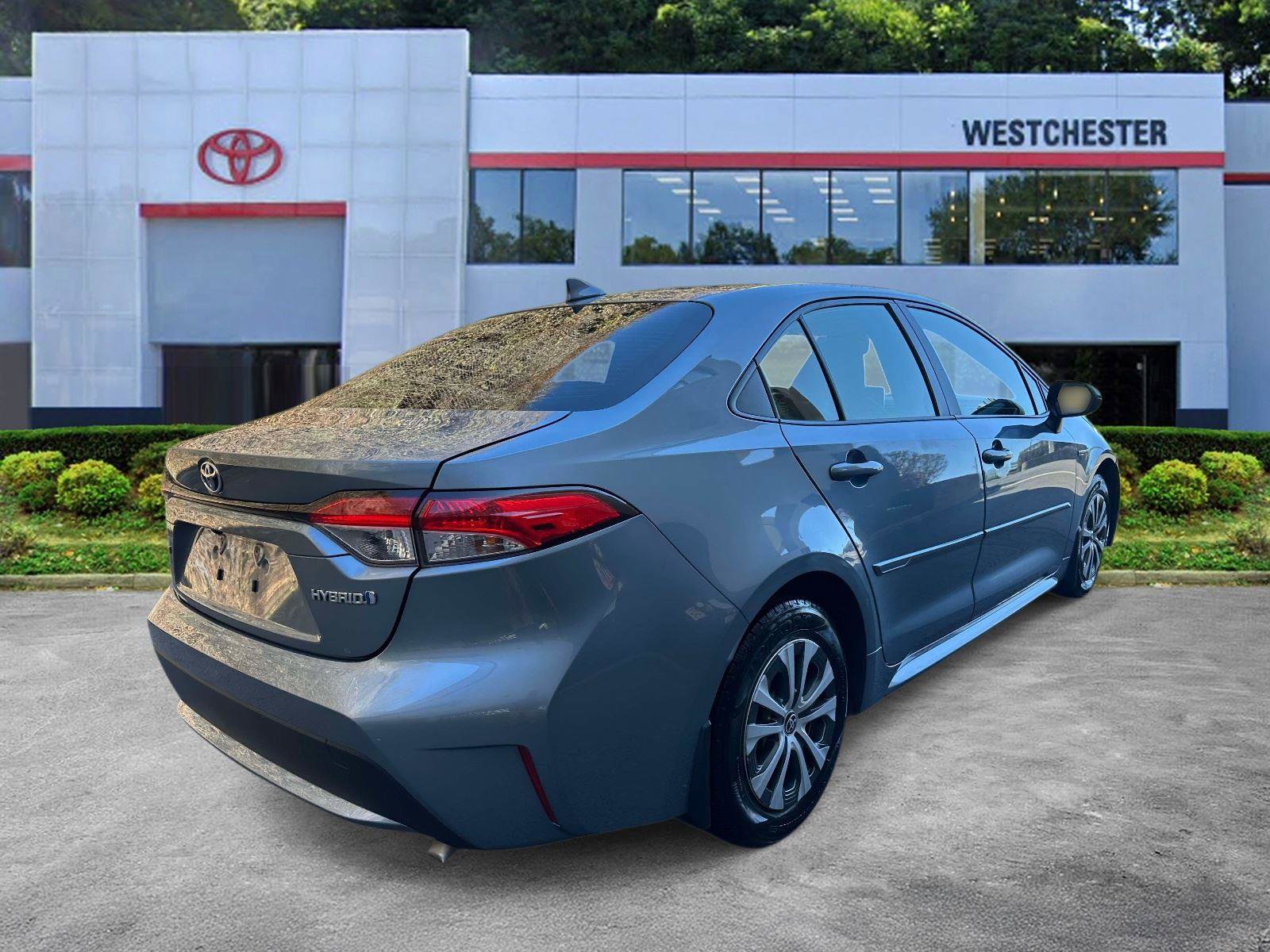 Used 2021 Toyota Corolla LE w/ Carpet Mat Package (TMS) FWD image 4