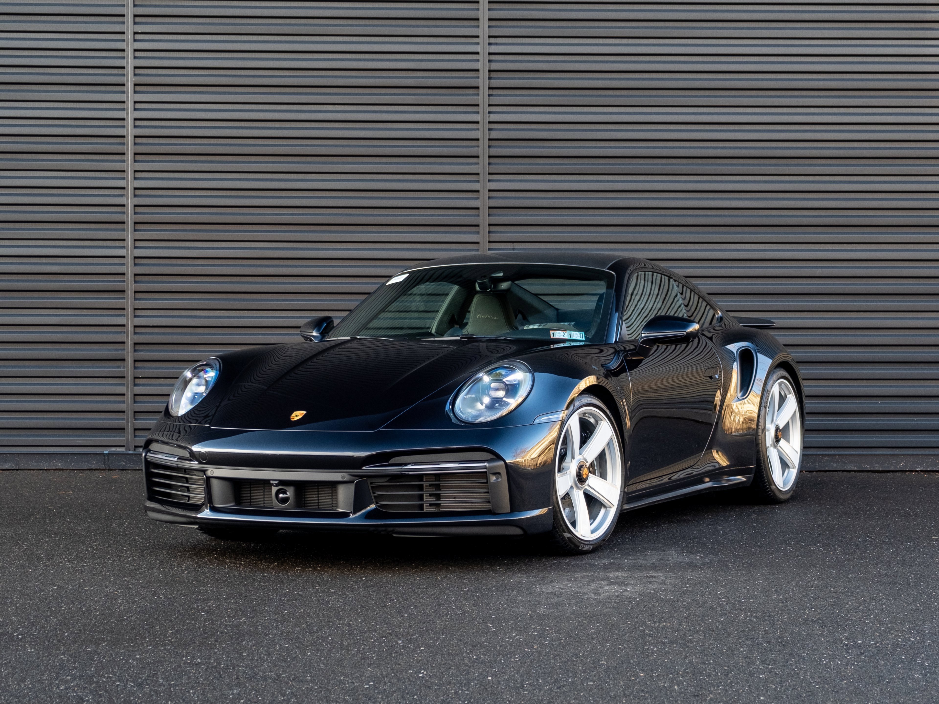Certified 2025 Porsche 911 Turbo