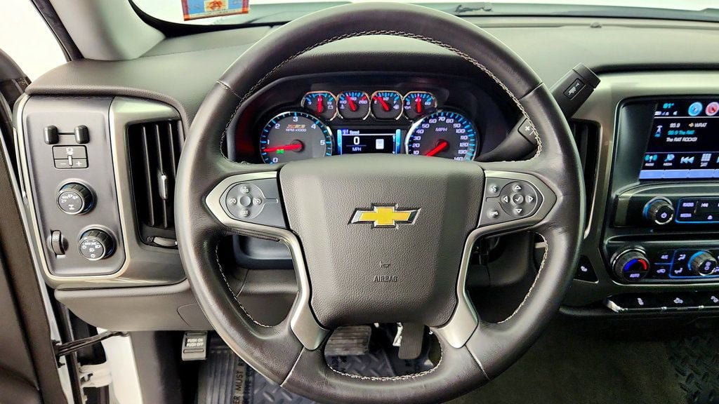 Used 2018 Chevrolet Silverado 1500 LT w/ All Star Edition AWD/4WD image 13