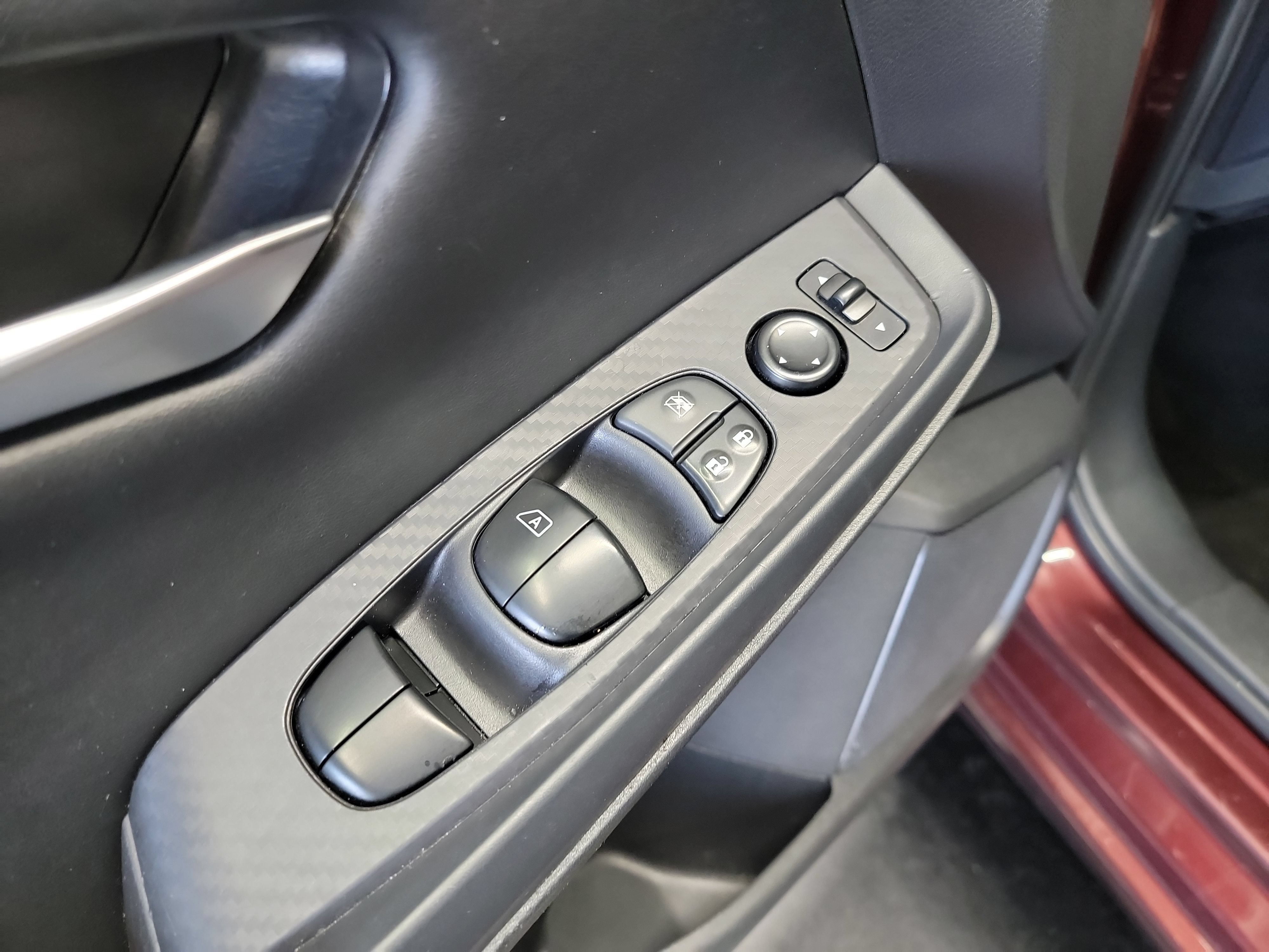 Used 2023 Nissan Sentra SV FWD image 14