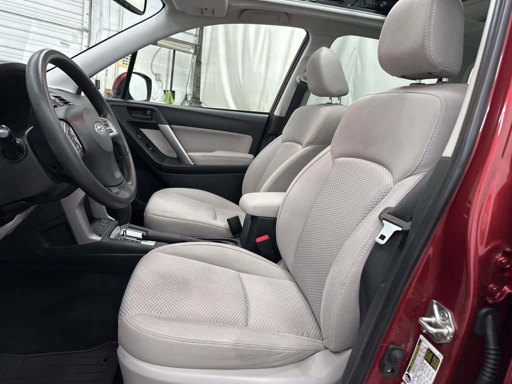 Used 2015 Subaru Forester 2.5i Premium w/ All-Weather Package AWD/4WD image 15