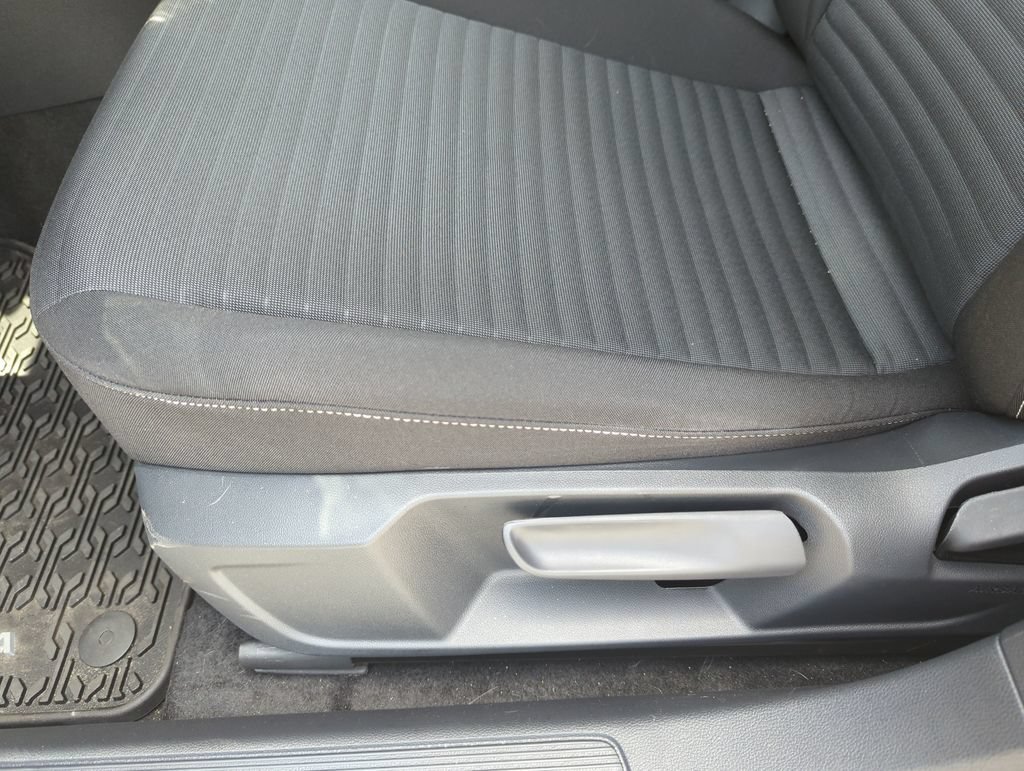 New 2026 Volkswagen Jetta S FWD image 34