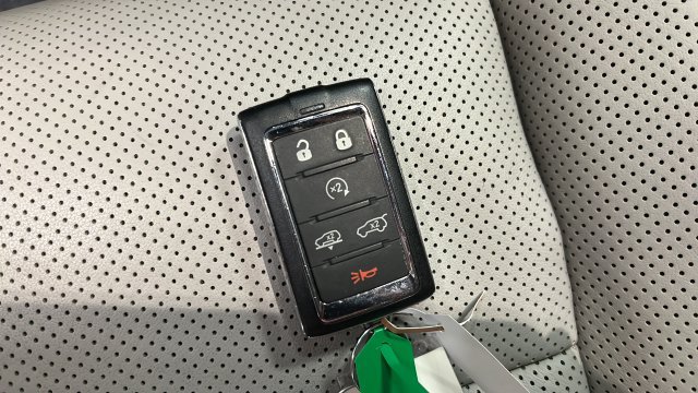 Used 2023 Jeep Grand Wagoneer L 4WD image 20