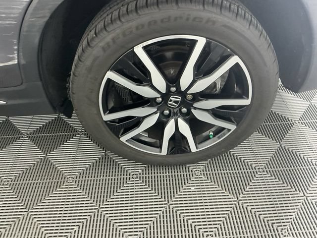 Used 2019 Honda Pilot Touring image 16