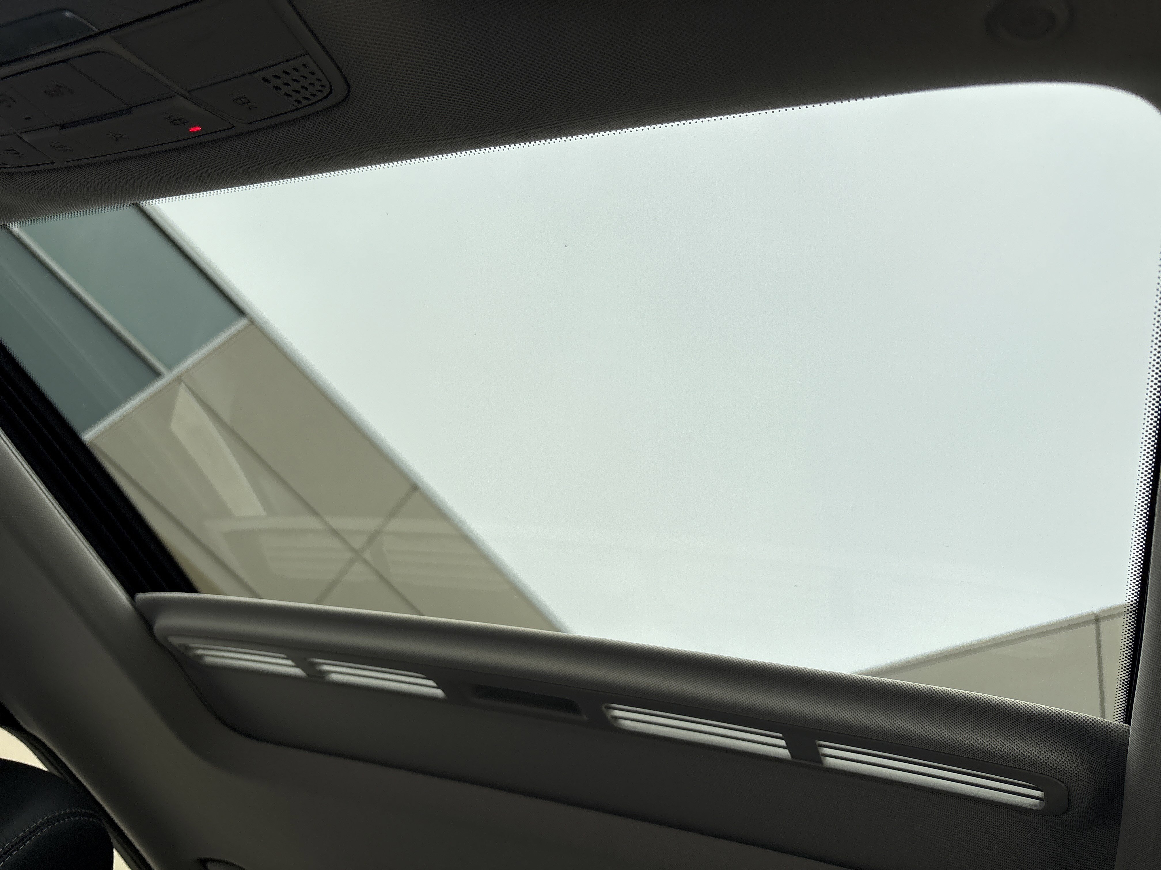 Used 2020 Mercedes-Benz C 300 4MATIC Sedan image 28