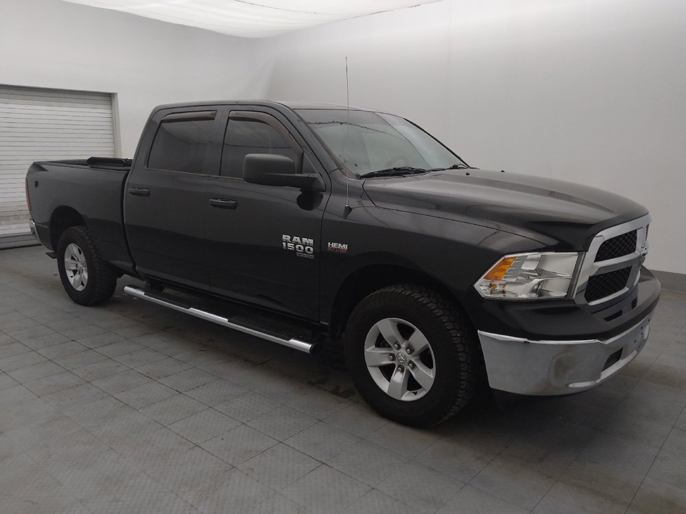 Used 2019 RAM 1500 Classic SLT AWD/4WD image 11