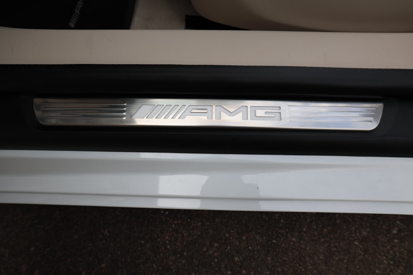 Used 2024 Mercedes-Benz SL 63 AMG 4MATIC image 29
