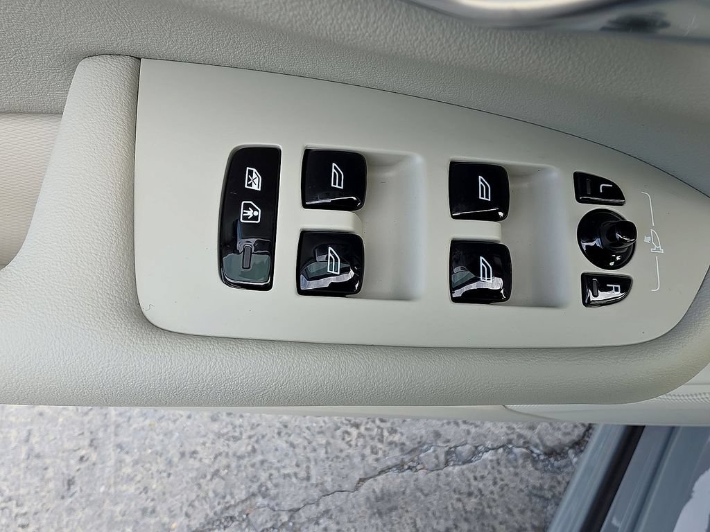 New 2026 Volvo XC90 B6 Ultra AWD/4WD image 40