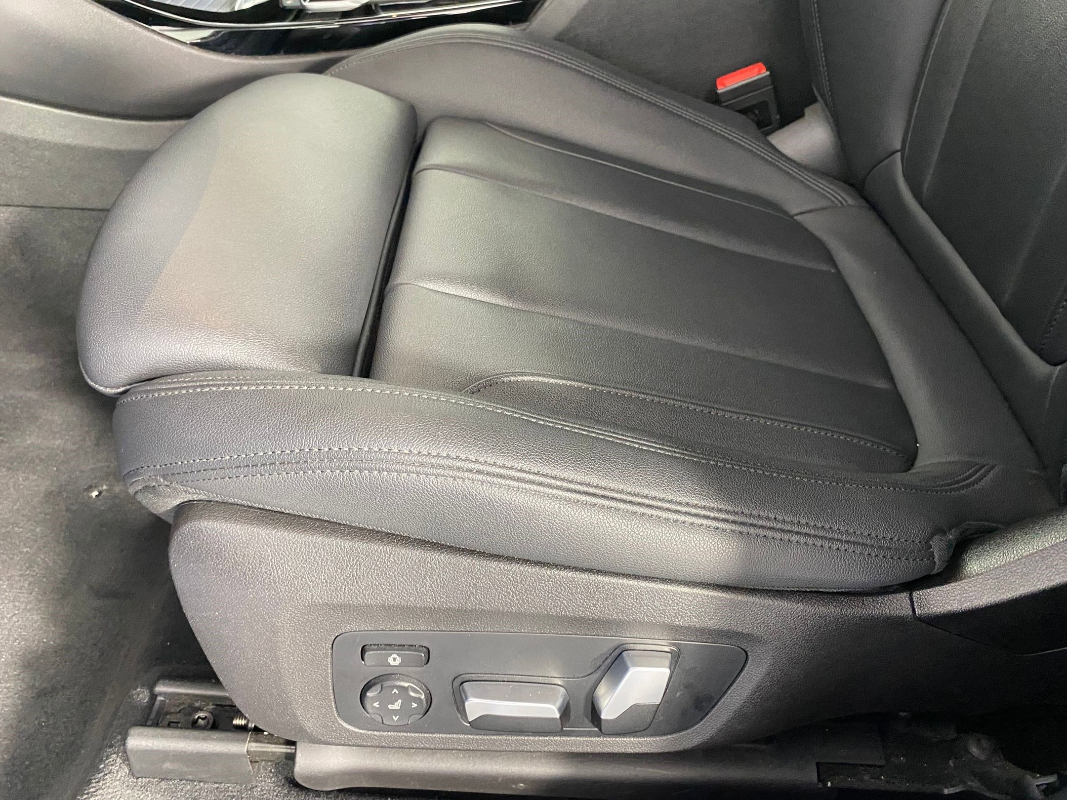 Used 2019 BMW X3 sDrive30i w/ Convenience Package image 11