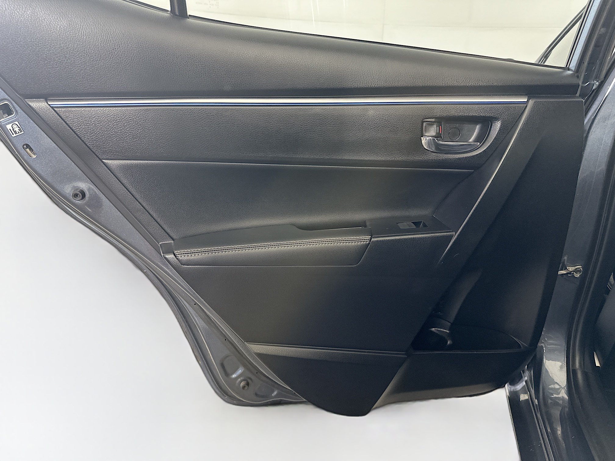 Used 2016 Toyota Corolla S FWD image 26