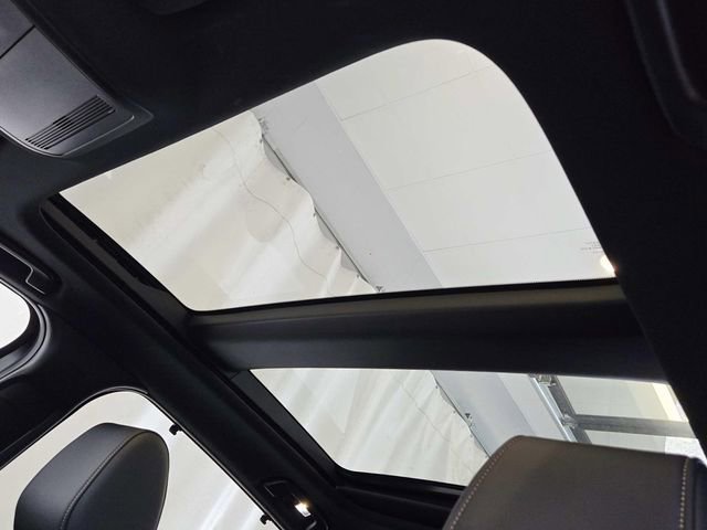 Certified 2025 MAZDA CX-70 Plug-In Hybrid w/ Premium Plus image 6