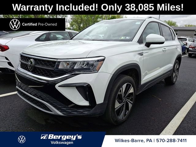 Used 2023 Volkswagen Taos SE w/ Panoramic Sunroof Package