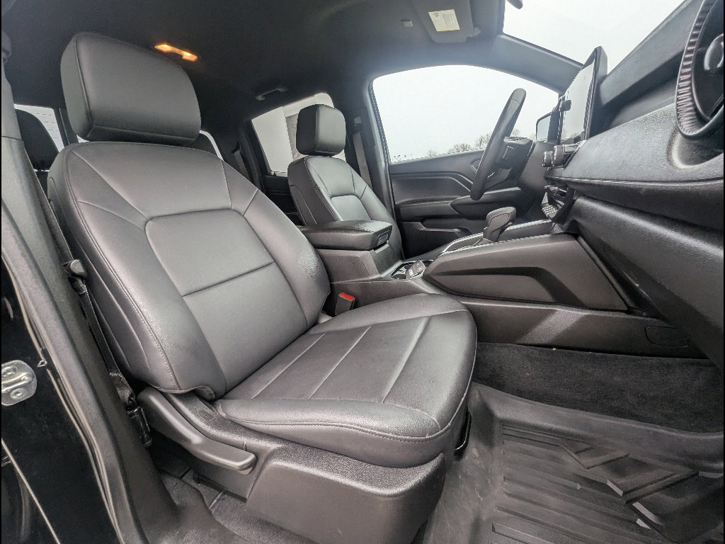Used 2024 Chevrolet Colorado Trail Boss w/ Advanced Trailering Package image 21