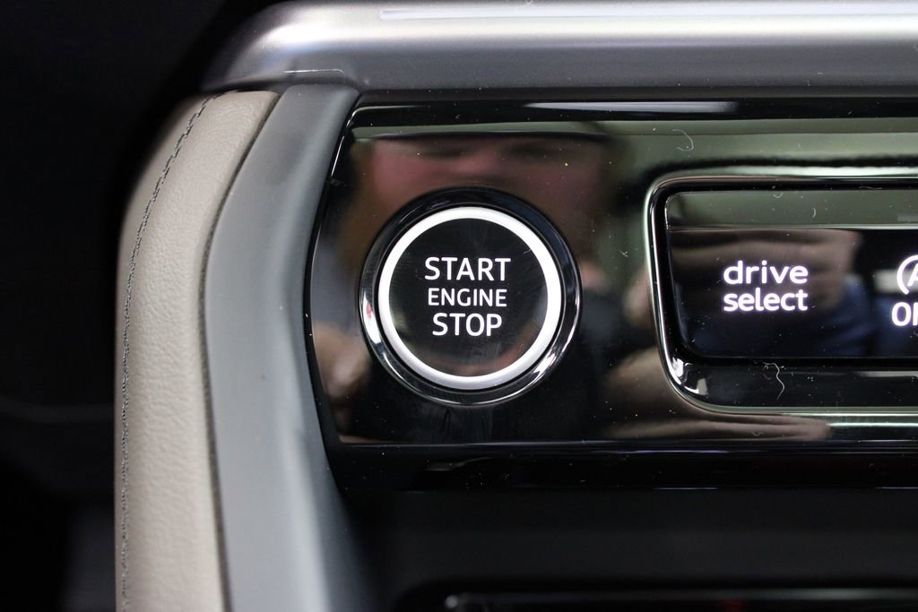 New 2025 Audi Q5 Prestige image 10