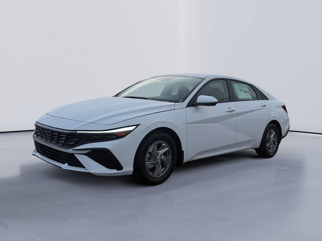 New 2026 Hyundai Elantra SE FWD image 7