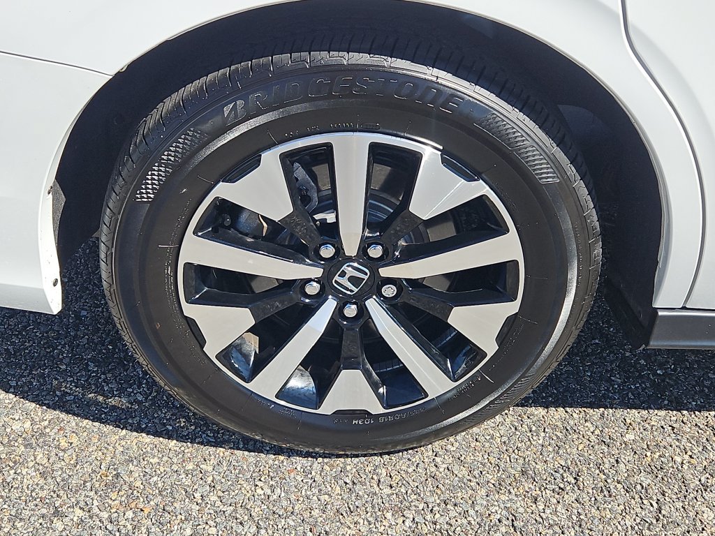 Certified 2026 Honda Odyssey EX-L image 9