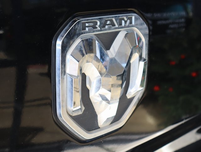 Used 2022 RAM 3500 Limited image 11