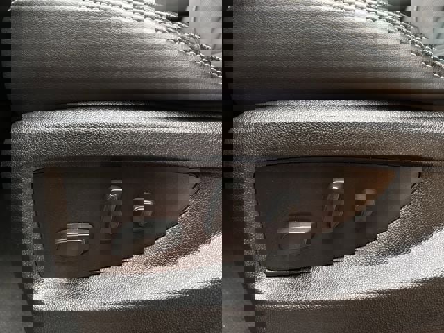 Used 2020 GMC Yukon Denali w/ Denali Premium Package image 32