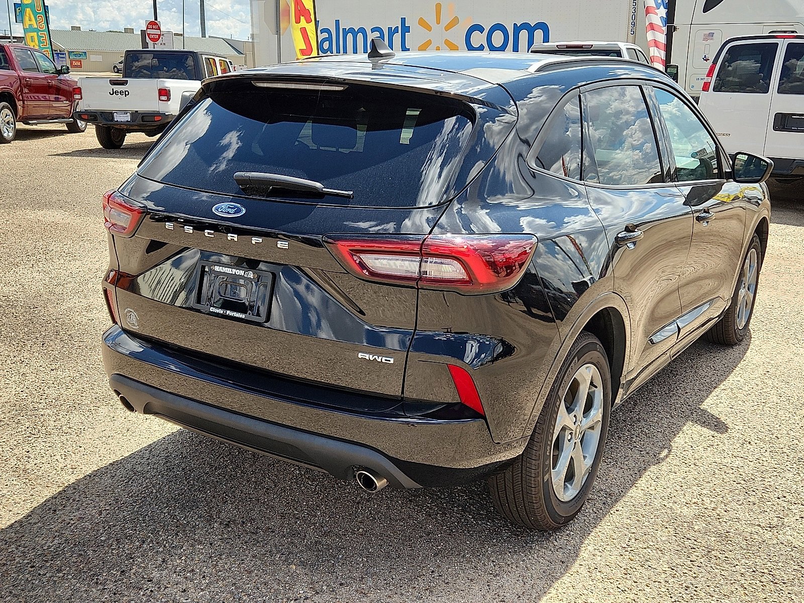 Used 2023 Ford Escape ST-Line image 4