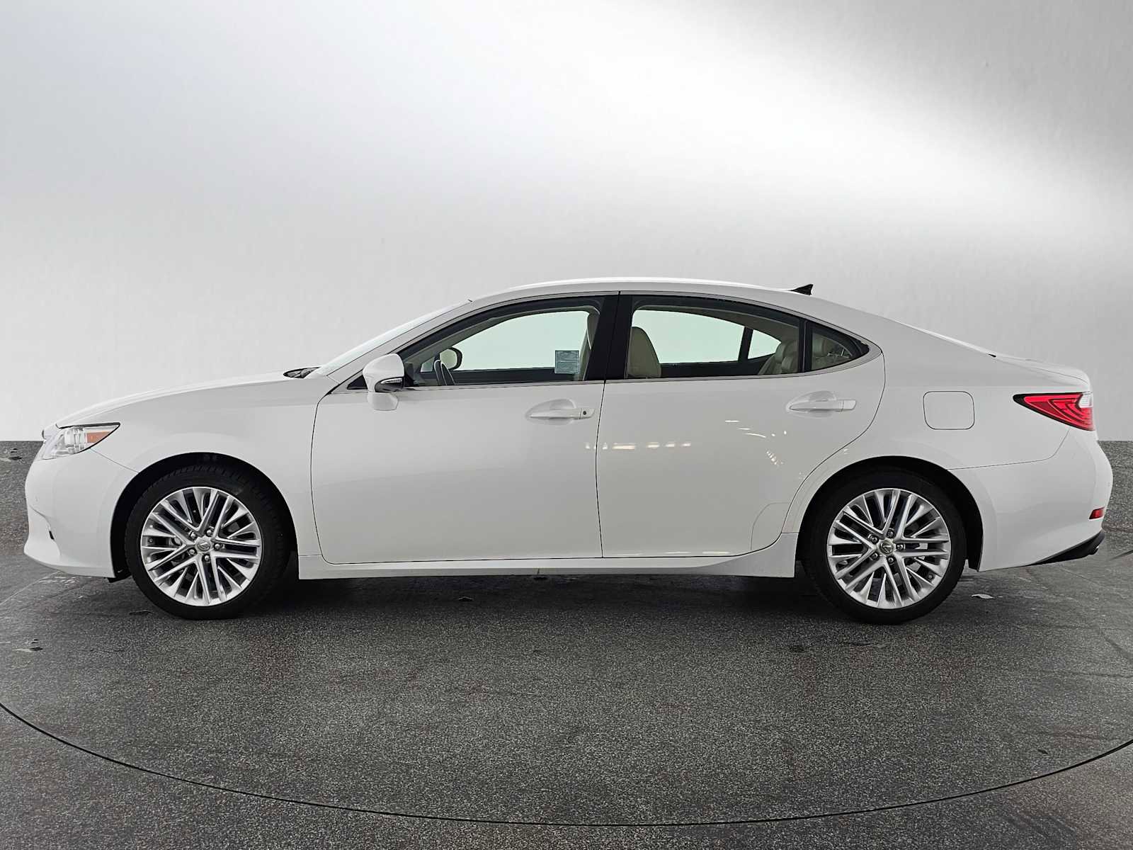 Used 2014 Lexus ES 350 image 6