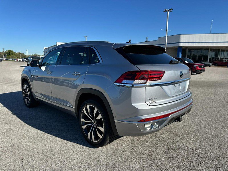 Used 2022 Volkswagen Atlas Cross Sport SEL Premium R-Line image 3