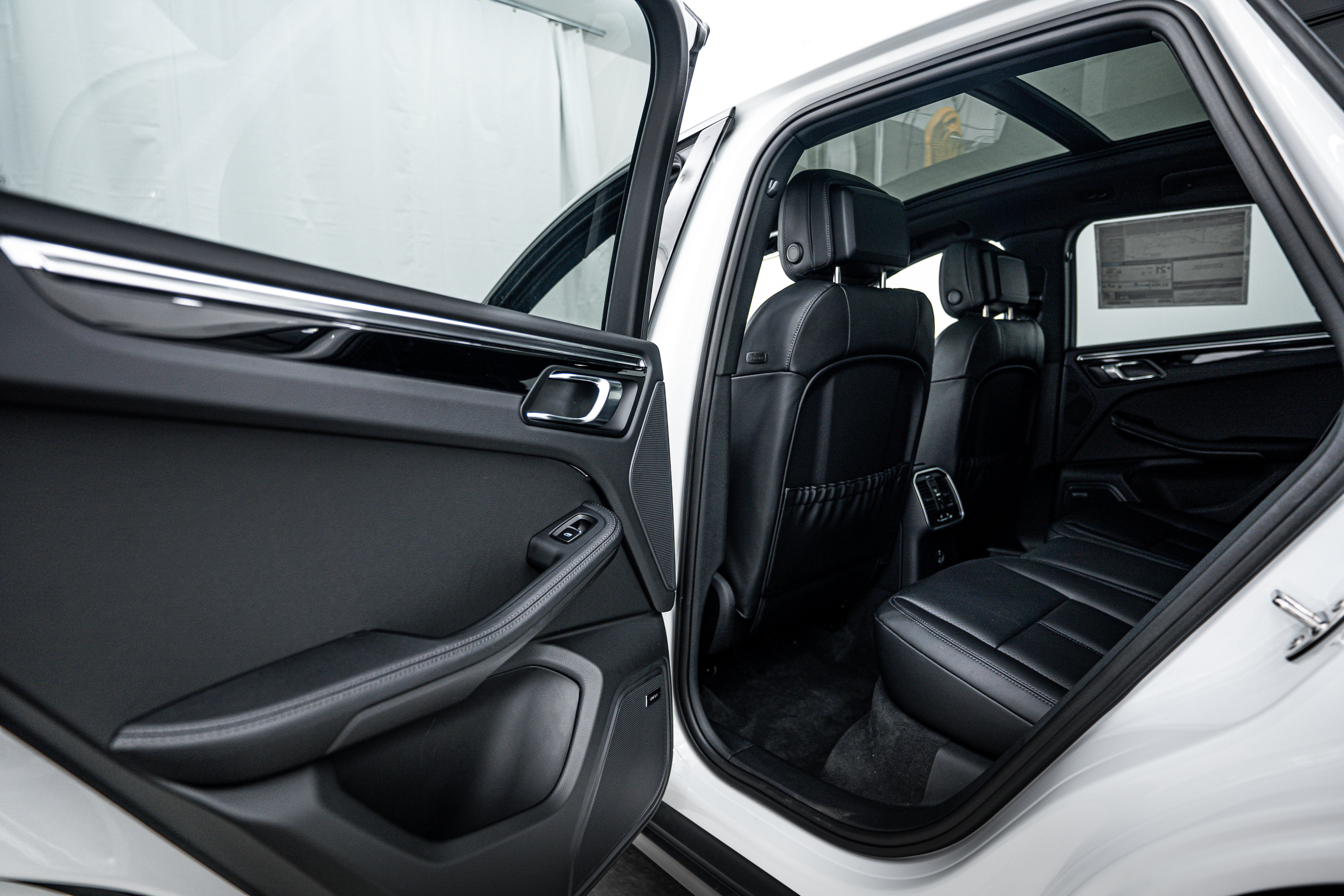 New 2025 Porsche Macan image 23