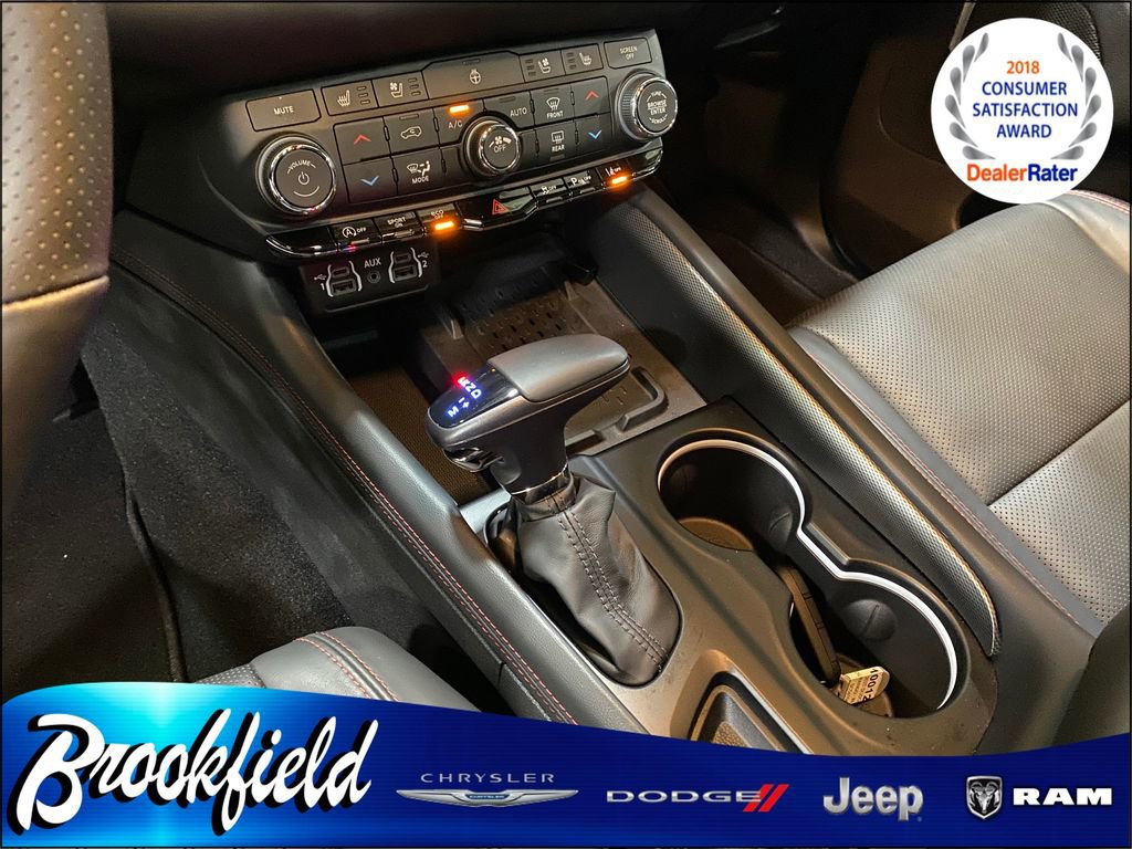 Used 2025 Dodge Durango GT image 27