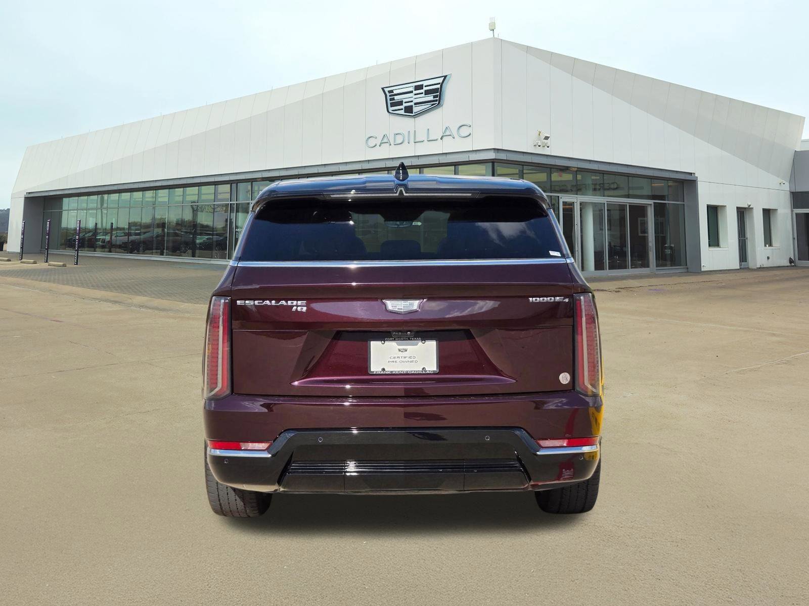 Used 2025 Cadillac Escalade IQ Luxury 2 AWD/4WD image 5