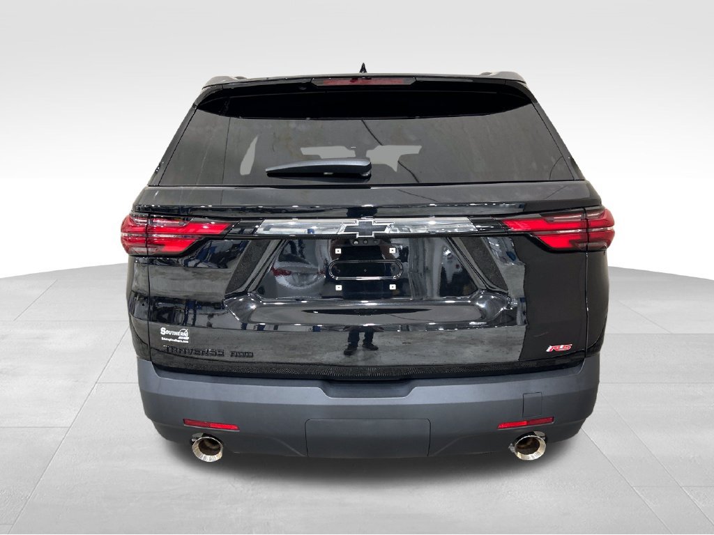 Used 2023 Chevrolet Traverse RS AWD/4WD image 4