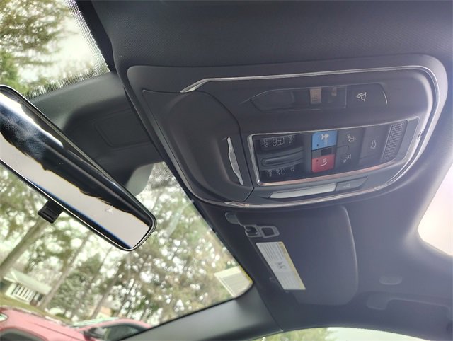 New 2025 Jeep Grand Cherokee Altitude w/ Trailer Tow Package image 28