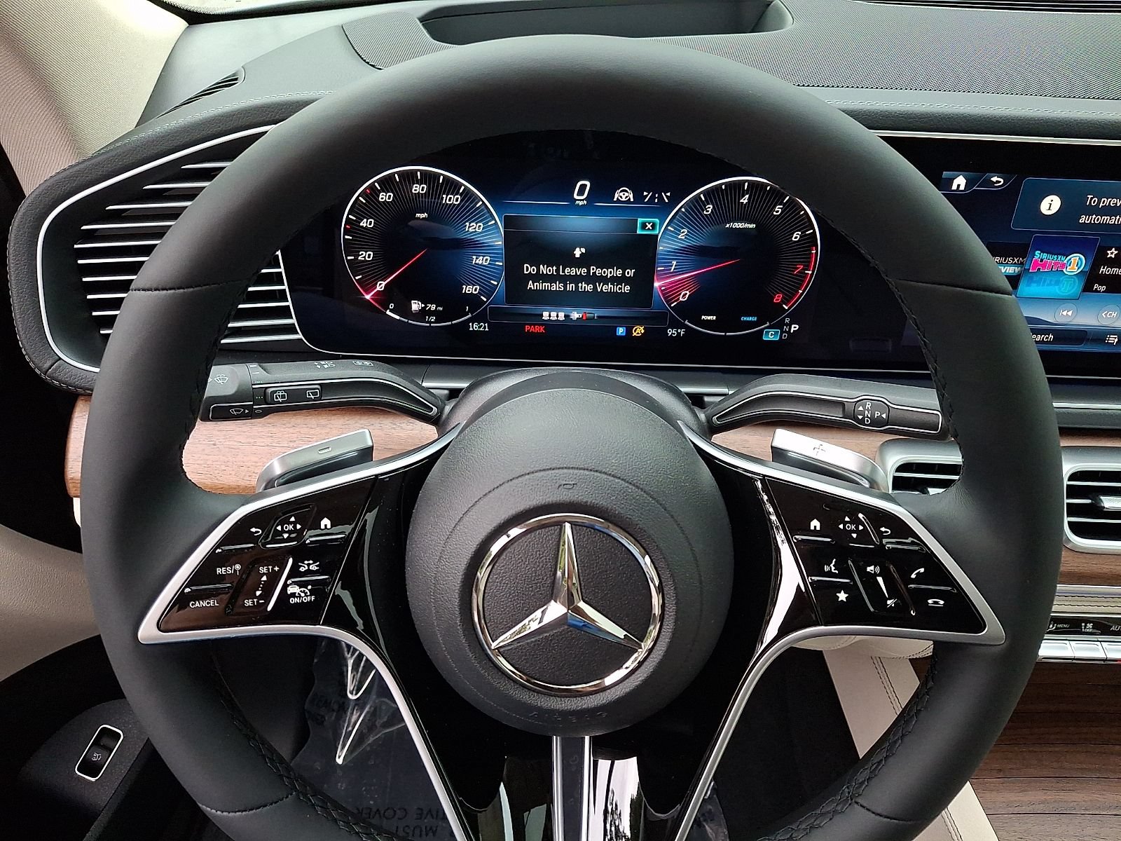 New 2026 Mercedes-Benz GLE 350 4MATIC image 16