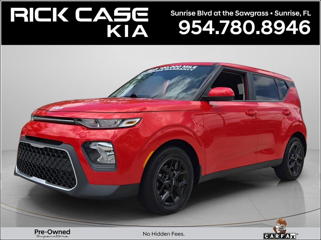 Certified 2022 Kia Soul S image 1