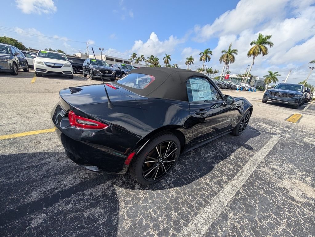 New 2026 MAZDA MX-5 Miata Grand Touring RWD image 10
