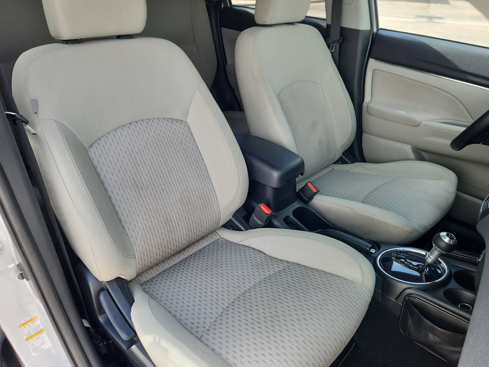 Used 2017 Mitsubishi Outlander Sport ES AWD/4WD image 15
