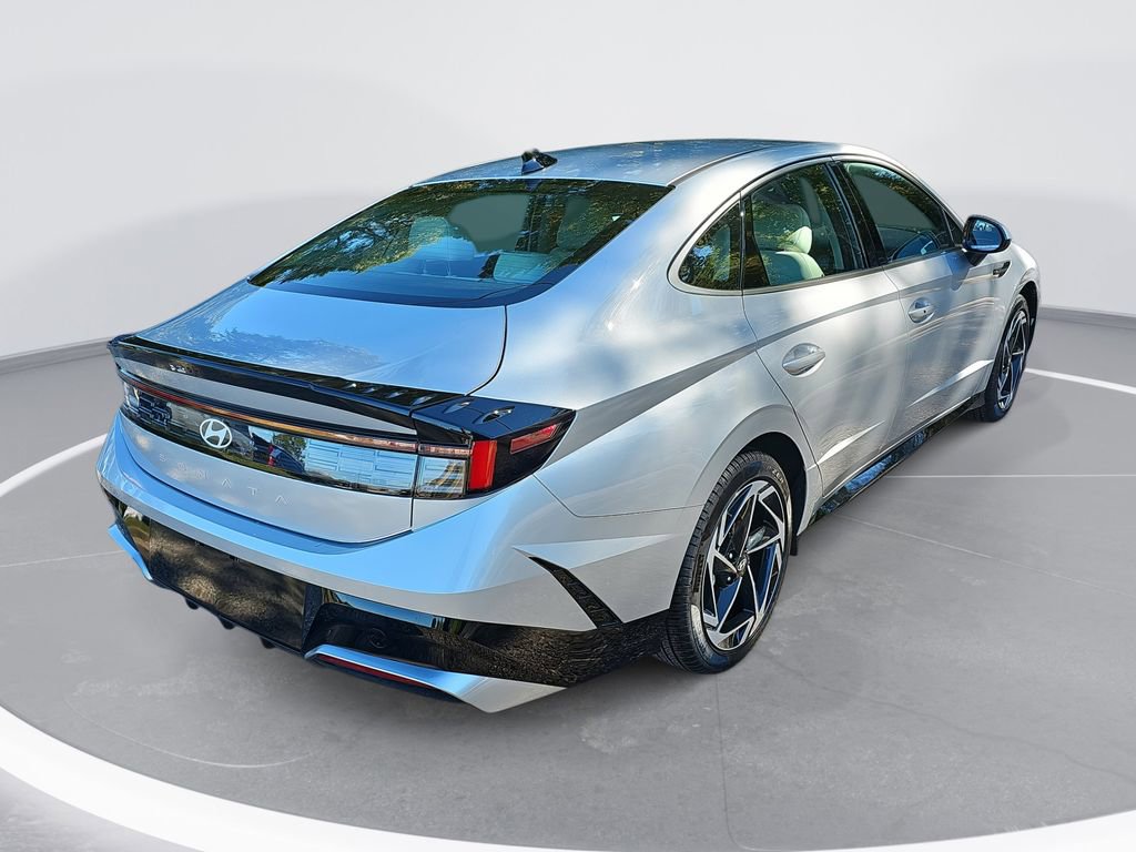 New 2026 Hyundai Sonata SEL FWD image 5